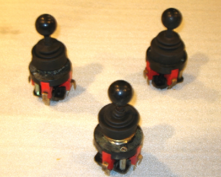 Tay dieu khien tu xa